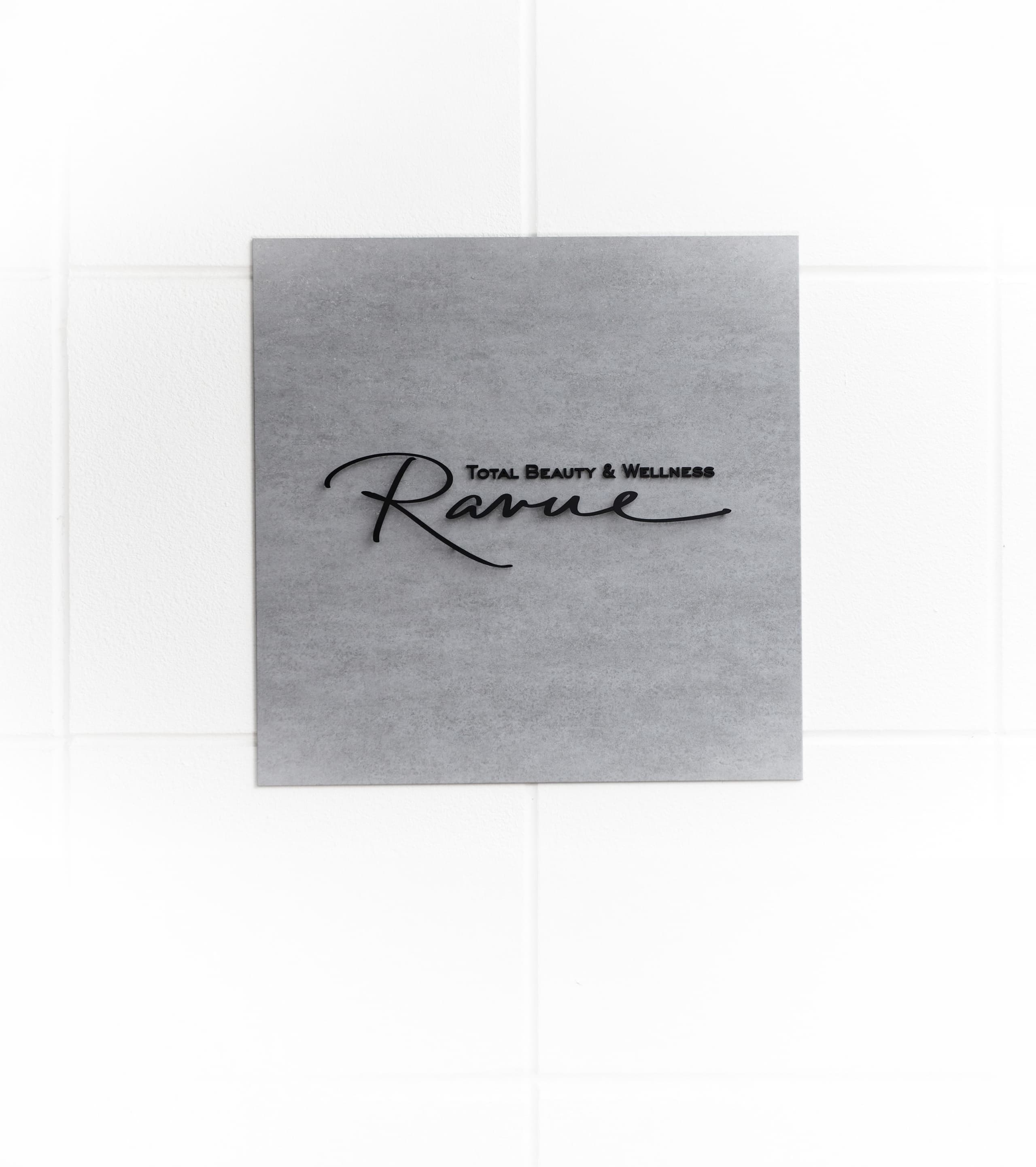 ravue_image_01_retouch-2.jpg